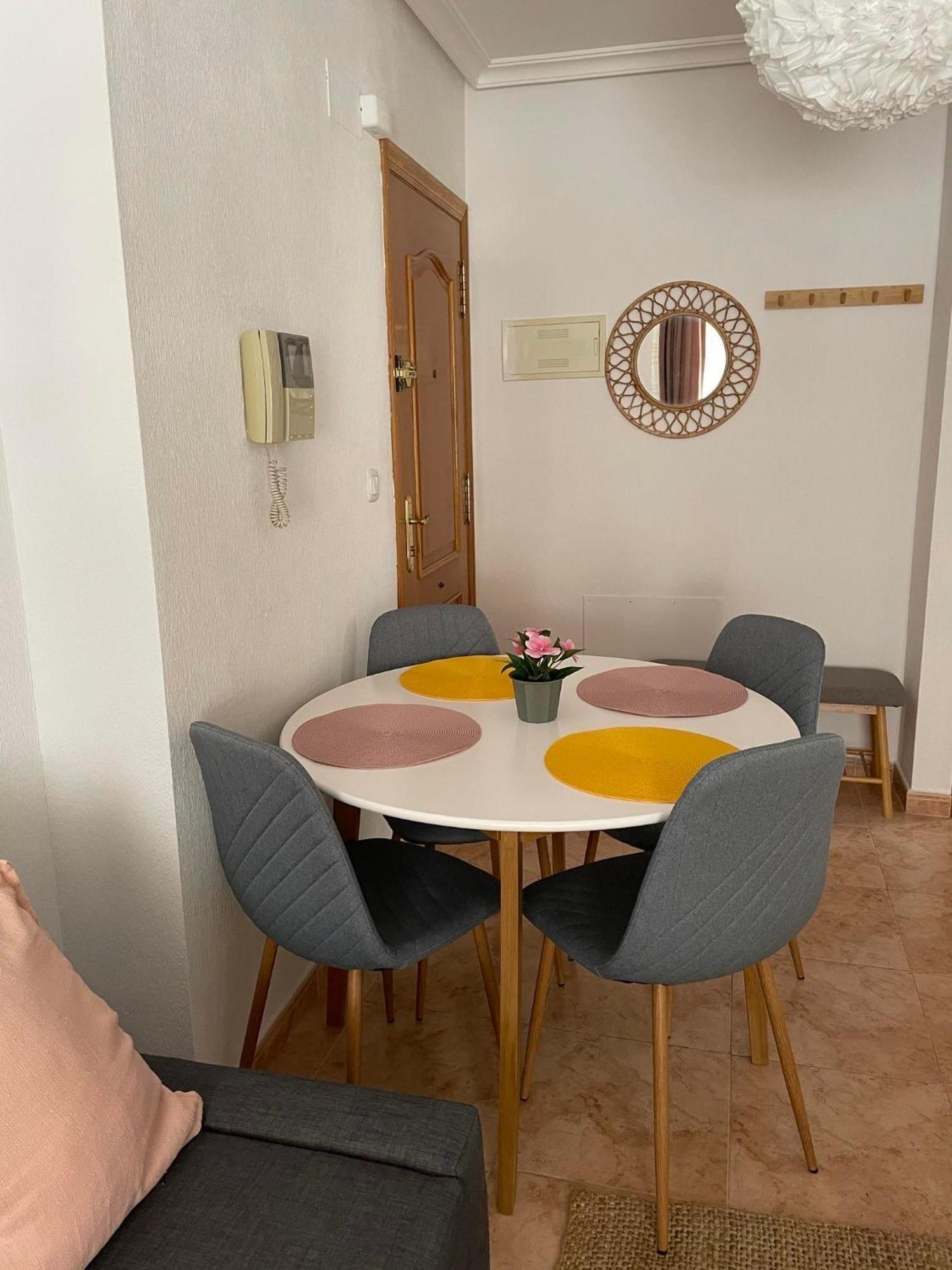 Charming Apartment 500M To Cura Beach Torrevieja Luaran gambar